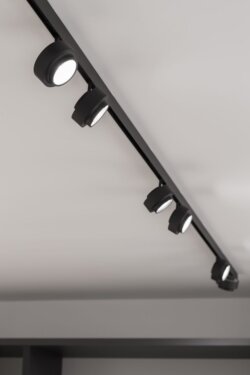 Projector  R1 - Image 3