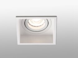 Spot light 2743