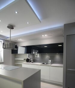 Spot light 2747 - Image 4